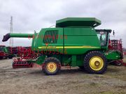 Комбайн John Deere 9860 STS.